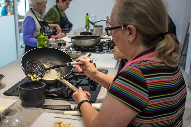 Spanish Cooking Class & Triana Market Tour in Sevilla - Cancellation Policy
