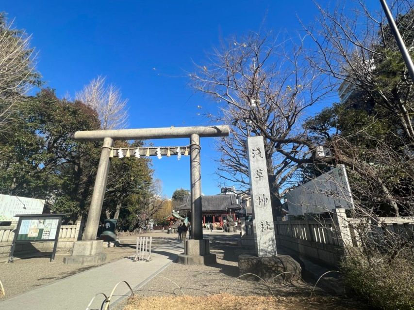 Tokyo Asakusa Morning Temple and Onigiri Walking Tour - Activity Description