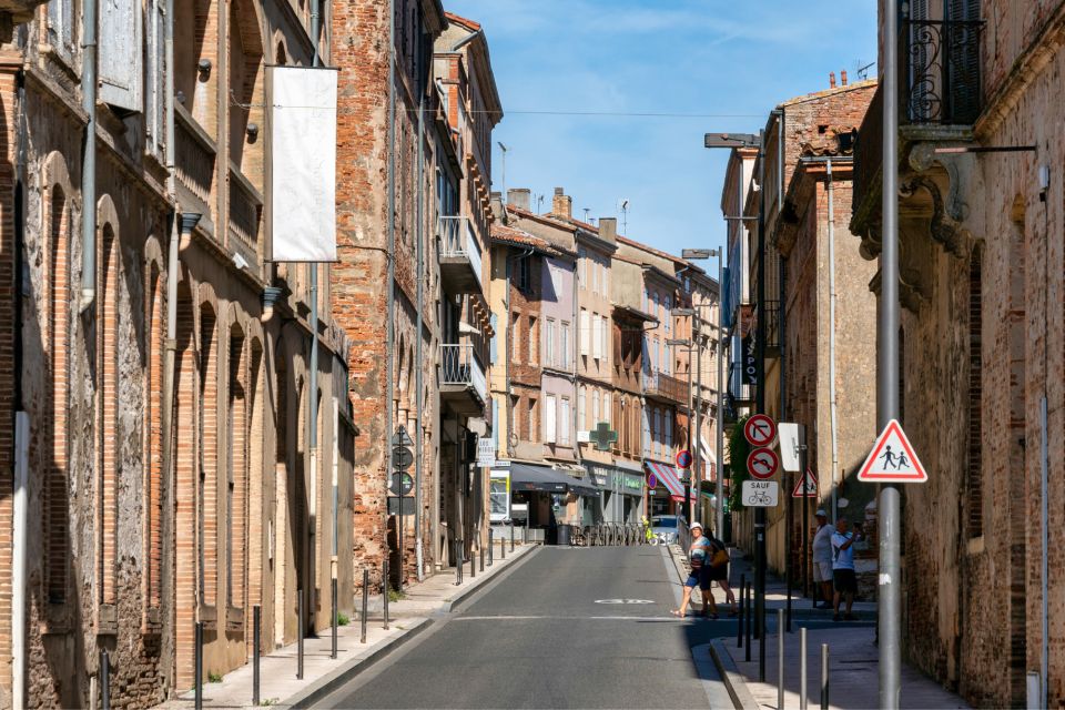 Toulouse: First Discovery Walk and Reading Walking Tour - Walking Tour Logistics