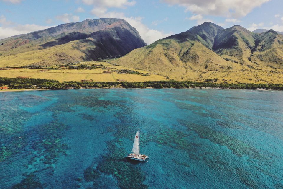 West Maui: Morning Pali Coast Snorkel & Sail - Meeting Point