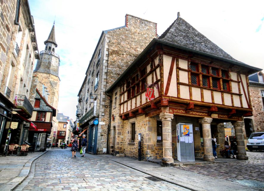 Dinan: Private Guided Walking Tour - Final Words
