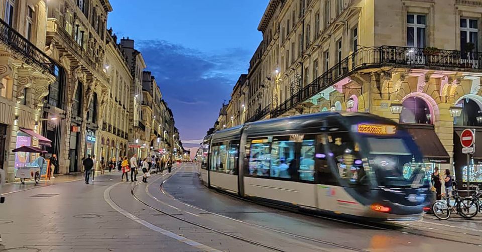 Exclusive! Bordeaux: Nighttime Highlights Walking Tour - Booking and Cancellation Policy