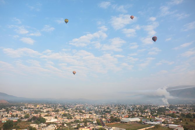 Full-Day Teotihuacan Hot Air Balloon Tour From Mexico City Including Transport - Common questions