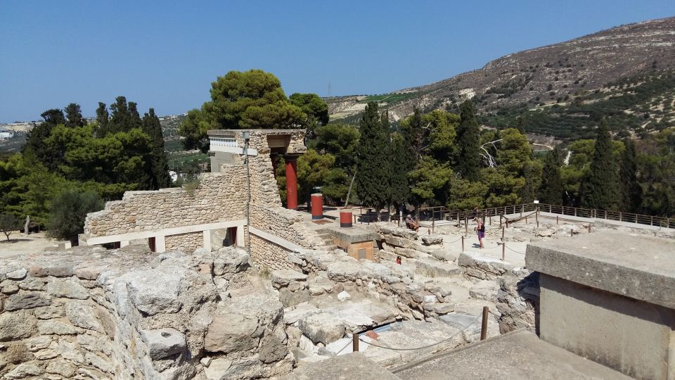 Heraklion, Museum, Knossos Palace, Day Tour - Common questions