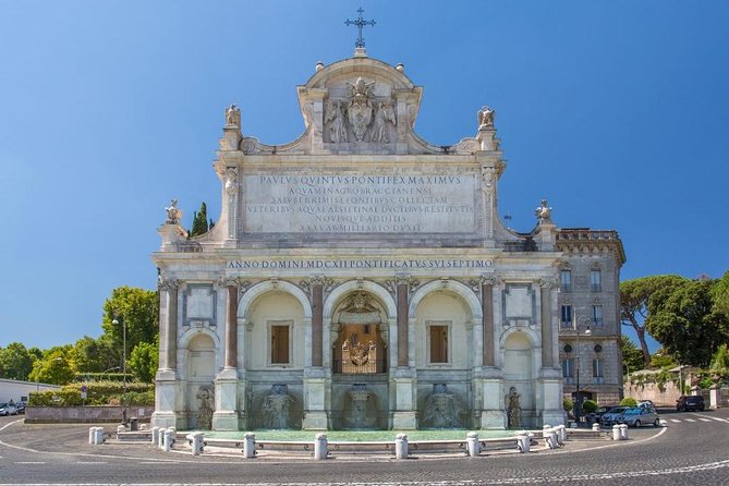 Hidden Gems & Rome Catacomb Semi Private Tour 8 People Max. - Common questions