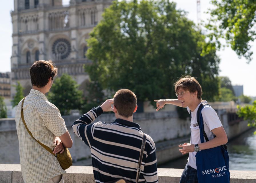 Paris: Iconic Neighborhoods Guided Walking Tour - Uncovering The Covered Passages