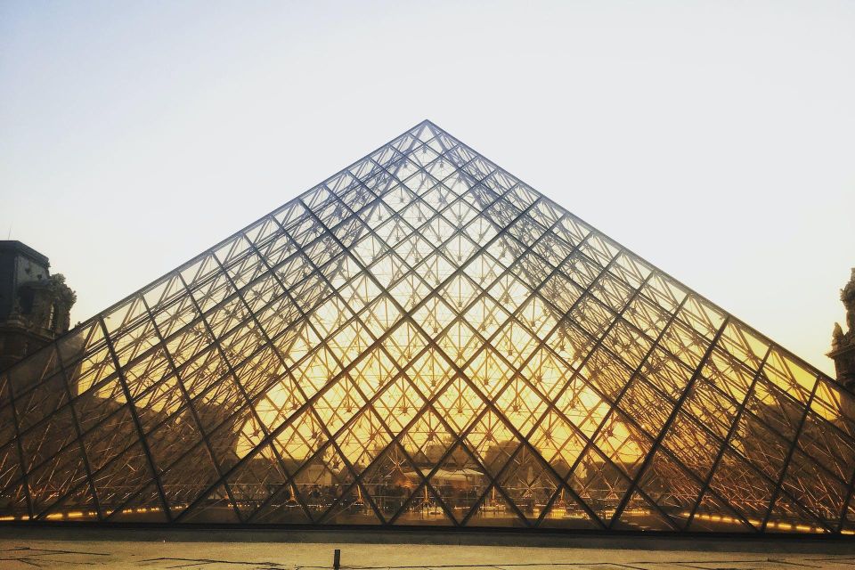 Paris : Sacré-Cœur + Louvre Pyramid Digital Audio Guides - Cultural Significance Uncovered