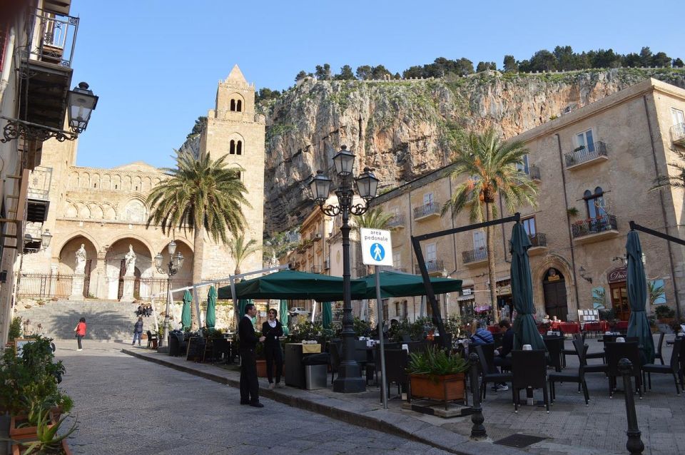 Private Day Tour to Palermo and Cefalù From Catania - Itinerary