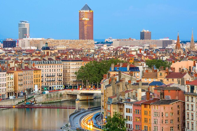 Private Transfer: Port of LYON to Lyon Airport LYS in Luxury Van - Booking and Reservation Process