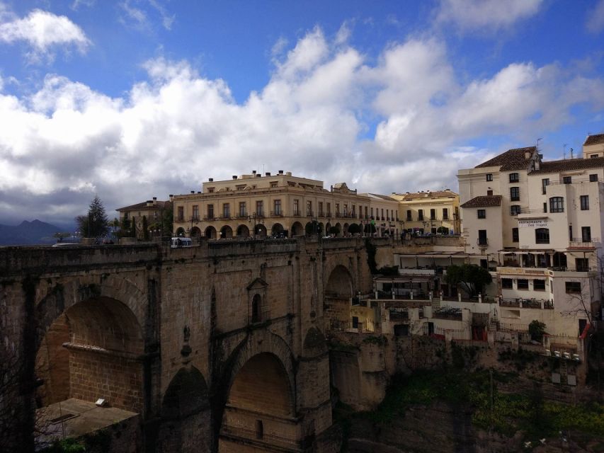 Pueblos Blancos & Ronda: Private Full-Day Tour From Seville - Customer Reviews