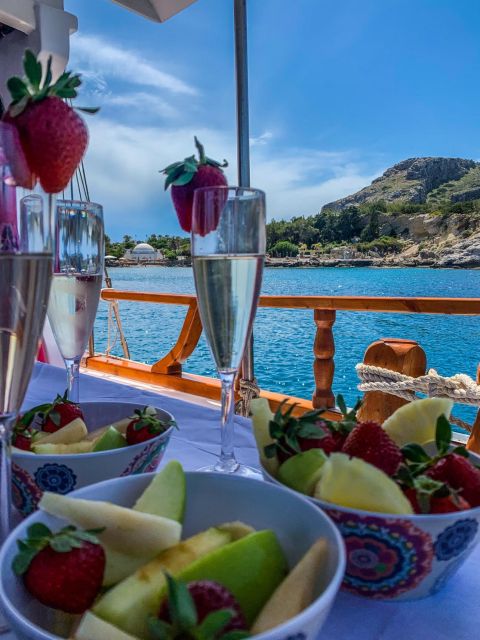 Rhodes: 6 Hours Day Trip ( Lunch & Drinks Included) - Common questions