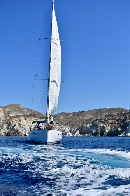 Santorini: 3-Day Oceanis 45 Yacht Charter With Crew - Security and Packing Tips