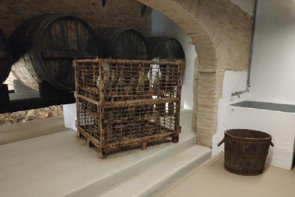 Sitges: Sailboat Trip + Walking Tour and Wine Cellar Tour - Common questions