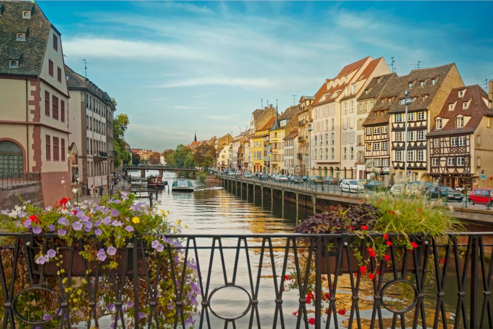 Strasbourg: First Discovery Walk and Reading Walking Tour - Practical Tips and Essentials