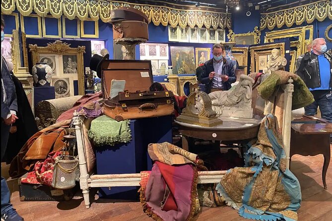 Treasure Hunt to the Auction Rooms in Drouot - Common questions