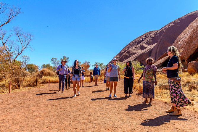 Uluru Aboriginal Art and Culture - Preserving Anangu Cultural Traditions