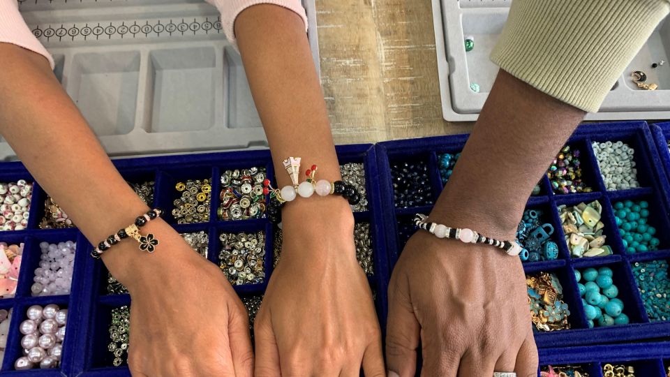 ❤️ Create Your Self-Made Bracelet Souvenir From Paris - Common questions
