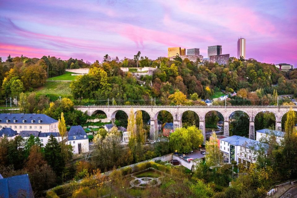 Luxembourg: Highlights Self-Guided Scavenger Hunt & Tour - Tips for a Successful Tour