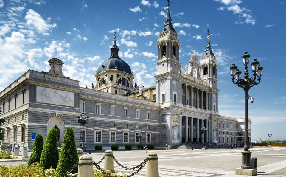 Madrid: 2-Hour City Highlights Guided Walking Tour - Final Words