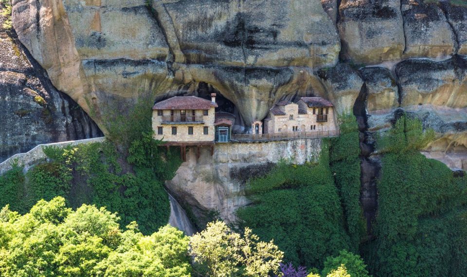 Meteora: Hiking Tour on Hidden Trails With a Local Guide - Itinerary