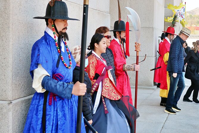 Private Tour : Royal Palace & Traditional Villages Wearing Hanbok - Booking and Cancellation Essentials