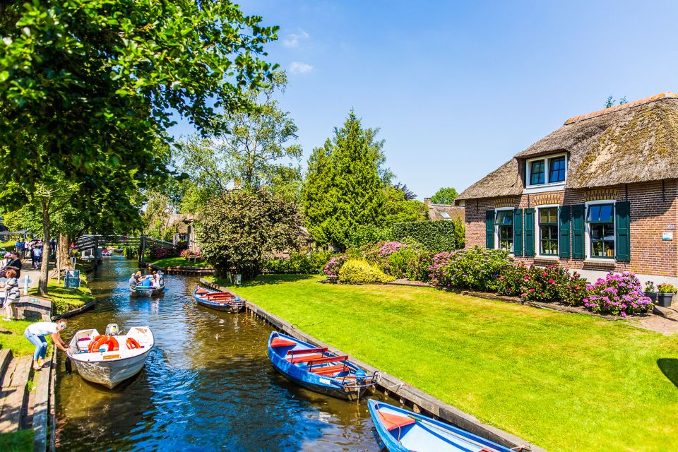 Amsterdam: Giethoorn Day Trip With Boat Tour - Key Points
