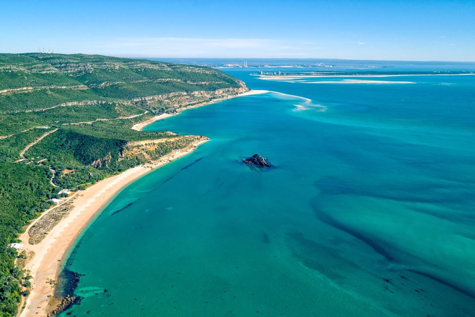 Arrabida and Bacalhoa Wine Tasting Private Tour From Lisbon - Key Points