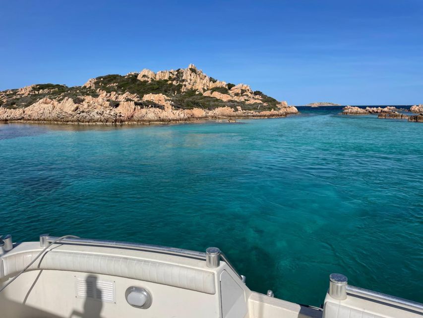 Boat 6,5 M Rental for Excursions to Maddalena and Corsica - Key Points