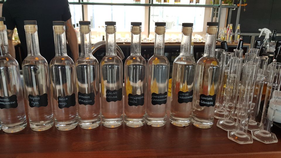 Eindhoven: Bottle Distillery Tour and Tasting Experience - Key Points