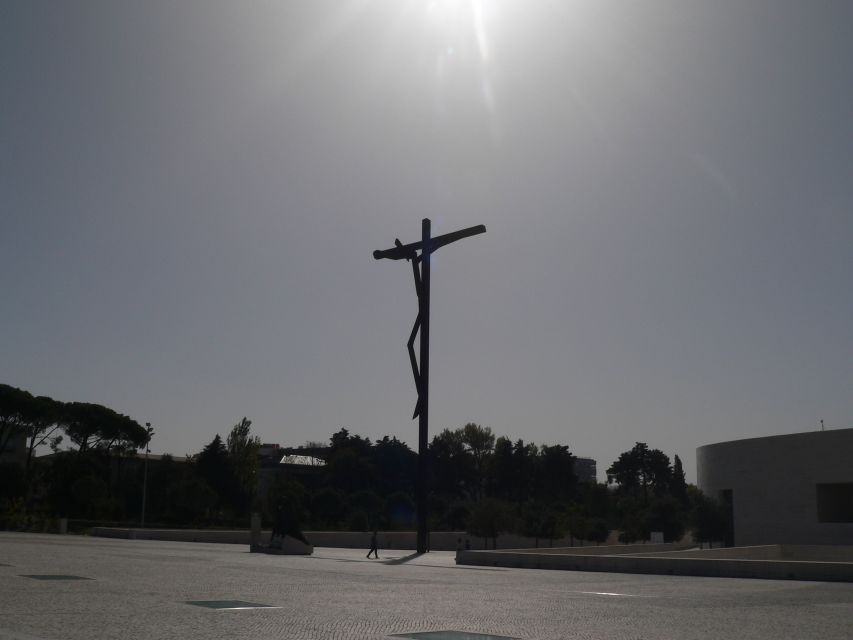 Fatima Sanctuary and Little Shepherds Village, 5H Tour - Tour Location and Provider