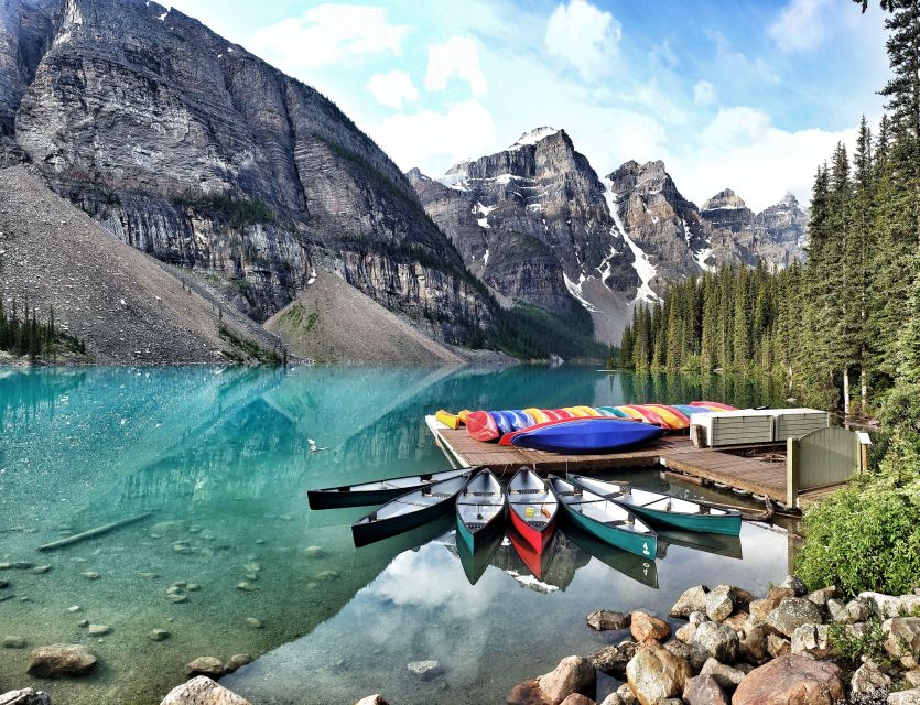 From Canmore/Banff: Sunrise at Moraine Lake - Guided Shuttle - Key Points