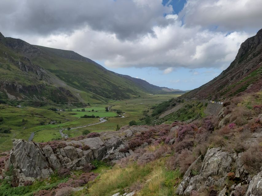 From Manchester: North Wales & Snowdonia Day Trip by Minibus - Key Points