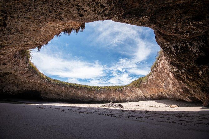 Hidden Beach Tour - Key Points