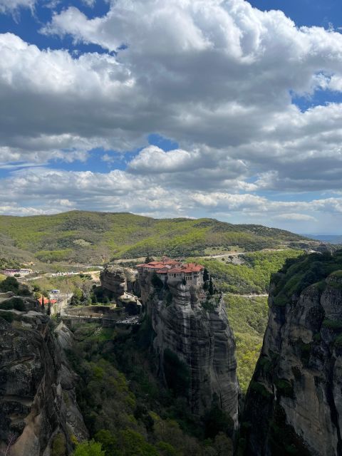 Kalambaka: Meteora Private Guided Tour With Local Guide - Key Points