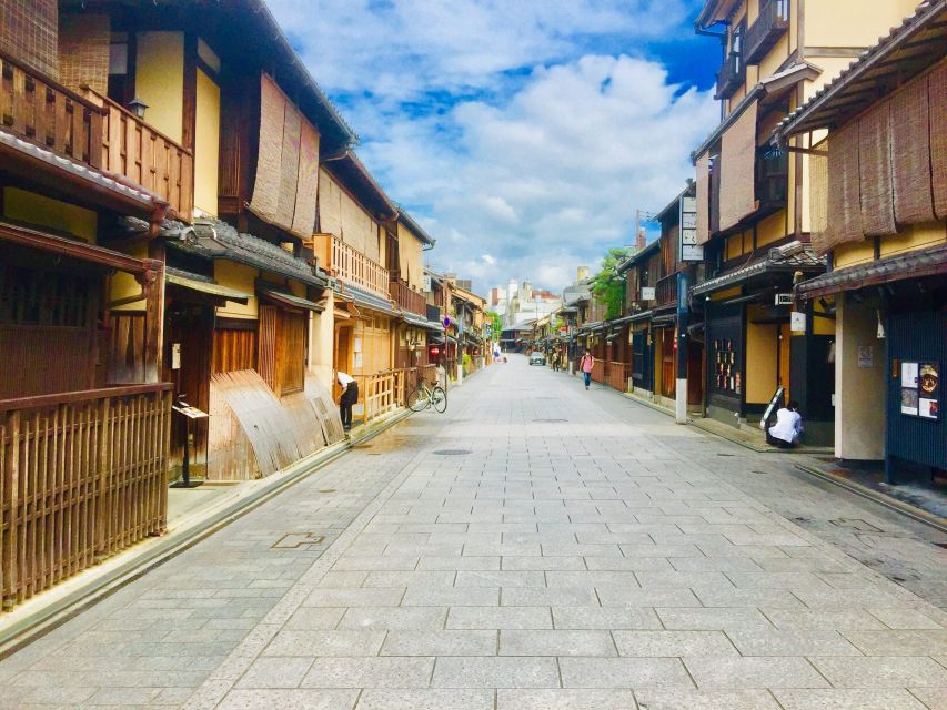 Kyoto: Half-Day Private Guided Tour to the Old Town of Gion - Key Points