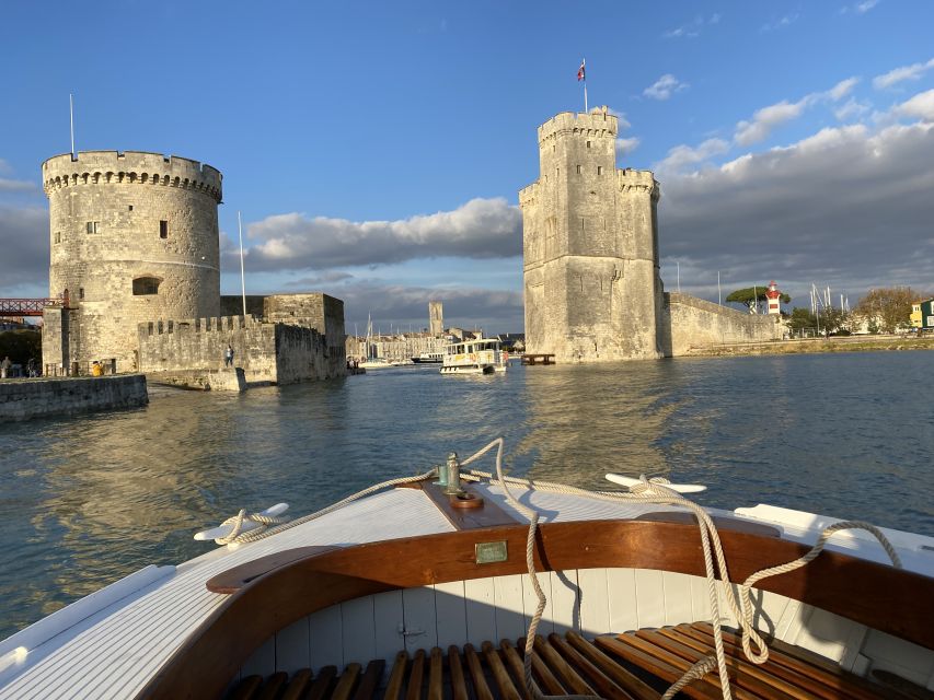 La Rochelle: Les Minimes and Bay Boat Tour - Key Points