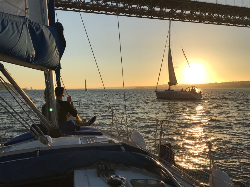 Lisbon: Private Sunset Sailing Tour With Champagne - Key Points