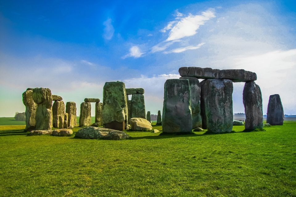 London to Southampton Cruise Terminal via Stonehenge - Tour Details