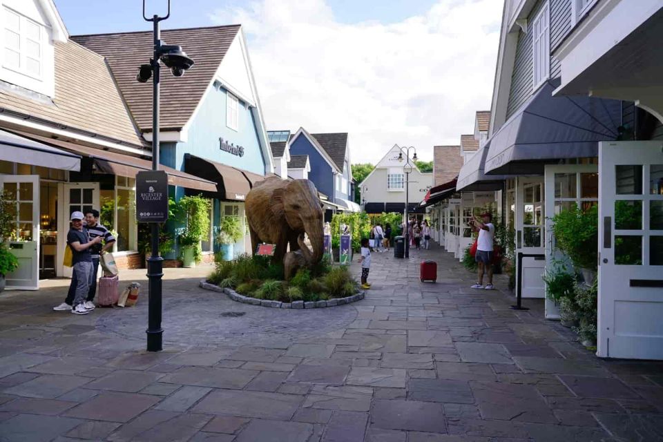 Luxury Day Tour: 10 Hour Oxford & Bicester Village - Key Points