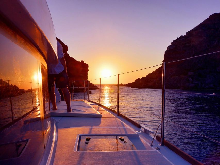 Luxury Sunset Cruise in Rethymno and Transfer Service - Key Points