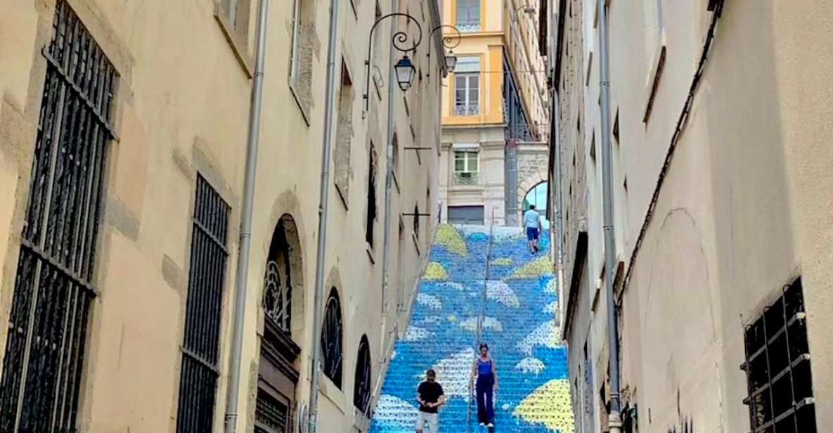 Lyon: Street Art & Street Food Tour - Key Points