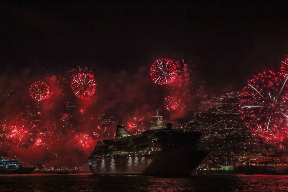 Madeira: New Years Eve Fireworks by Catamaran - Experience Details