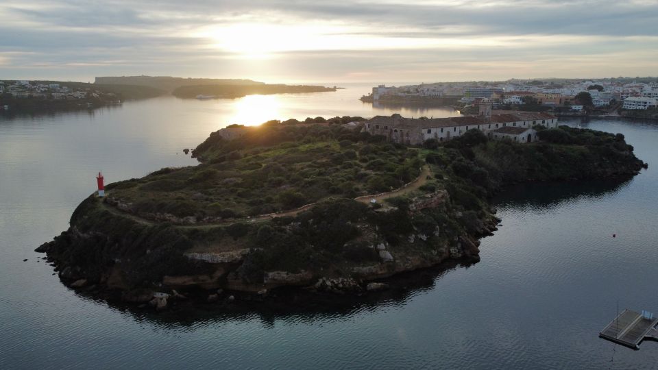 Menorca: Romantic Sunset in Private Boat for Puerto De Mahón - Key Points