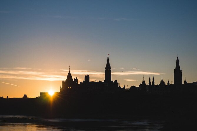 Ottawa Small Group Night Tour With River Cruise Light Show - Key Points