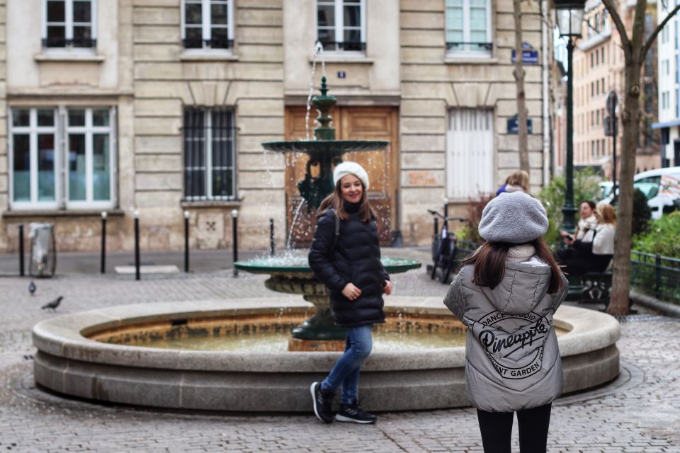 Paris: Emily in Paris Walking Tour - Key Points