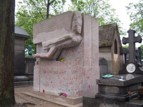 Paris: Haunted Père Lachaise Cemetery Guided Tour - Key Points