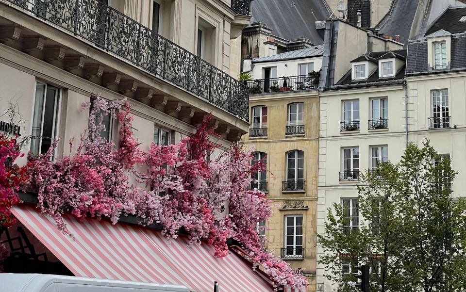Paris: Love Stories Walk in the Marais - Key Points