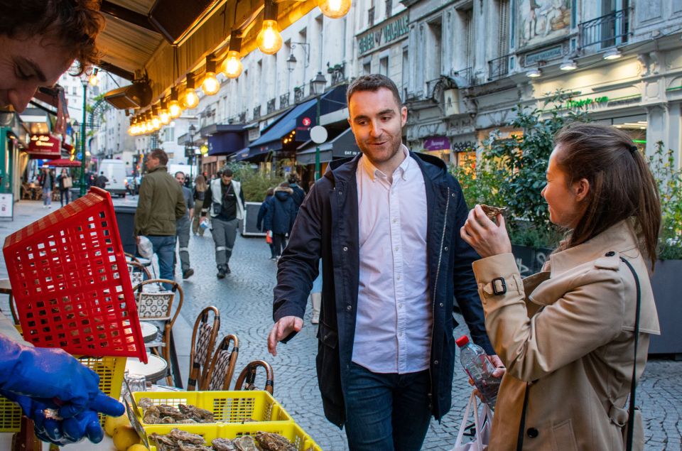 Paris: Private Christmas Food Tour With Local Guide - Key Points