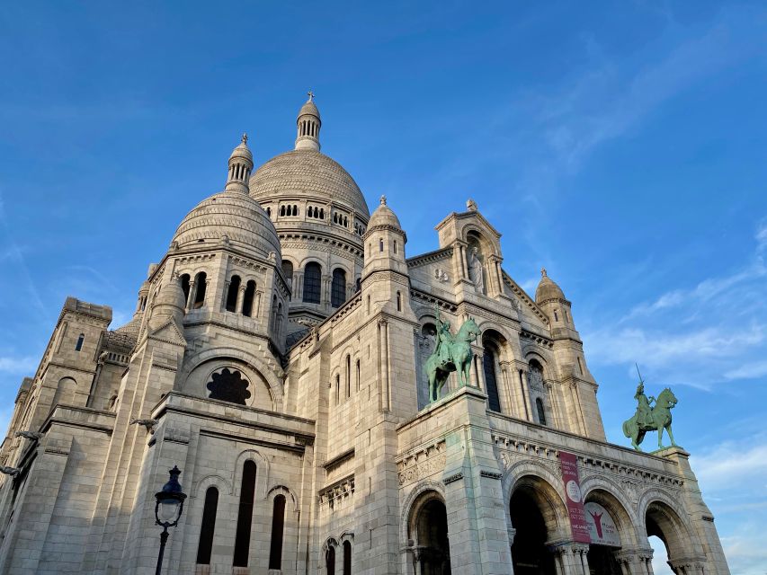 Paris: Romantic Evening Cruise & Montmartre Self-Guided Tour - Key Points