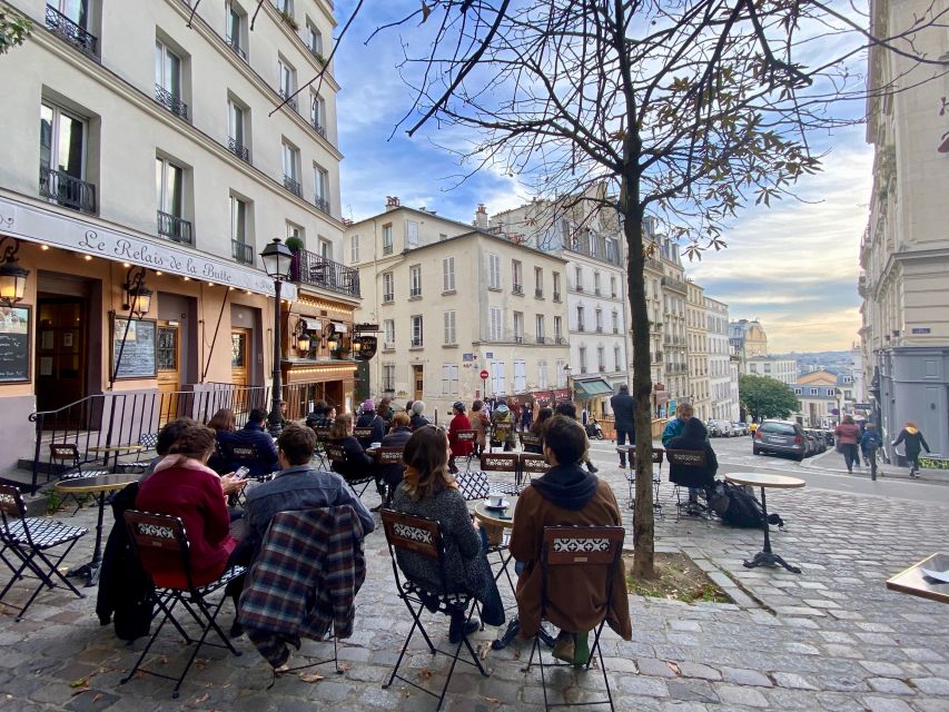 Paris: Secret Montmartre Smartphone Audio Walking Tour - Key Points